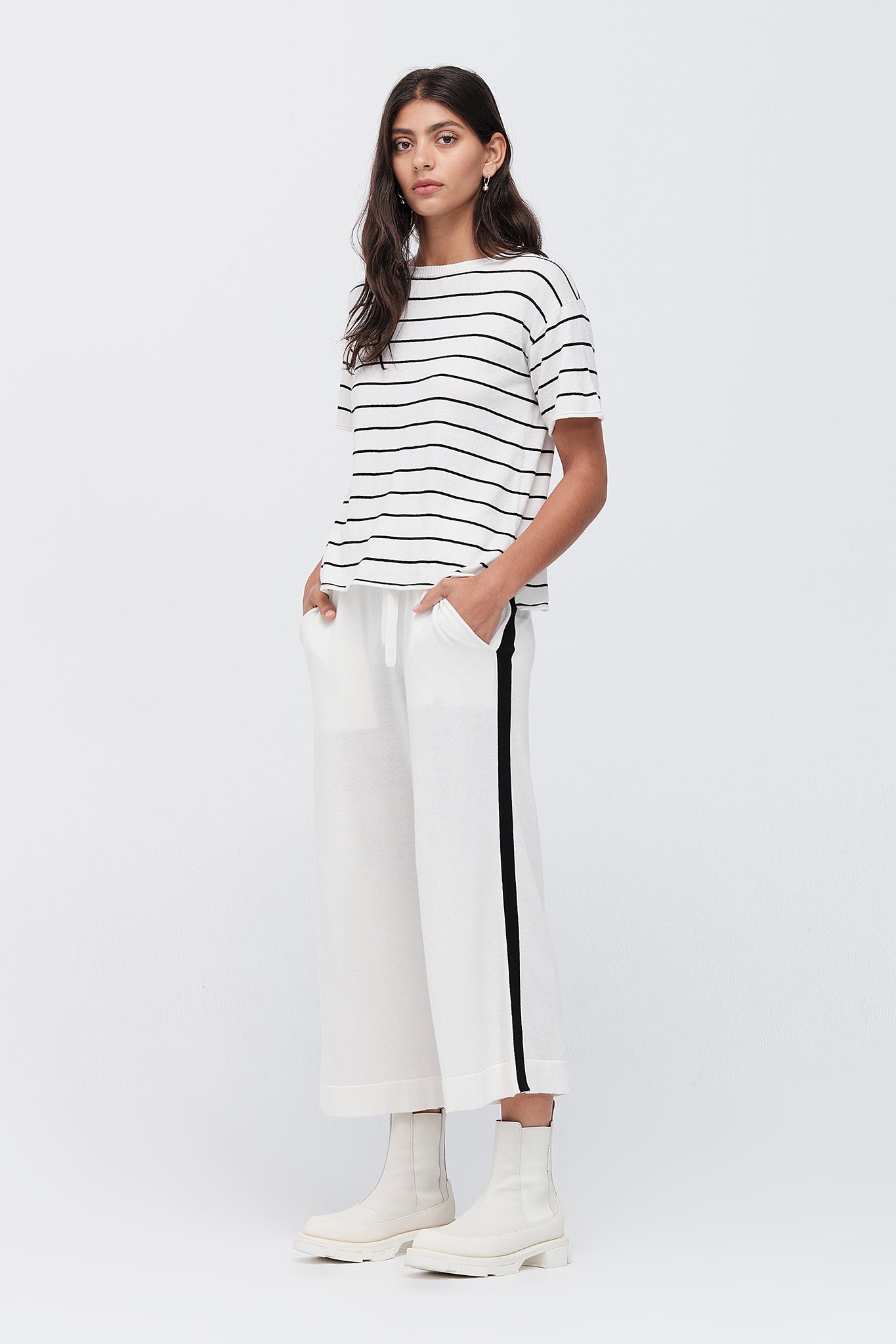 STRIPE SOLACE TEE