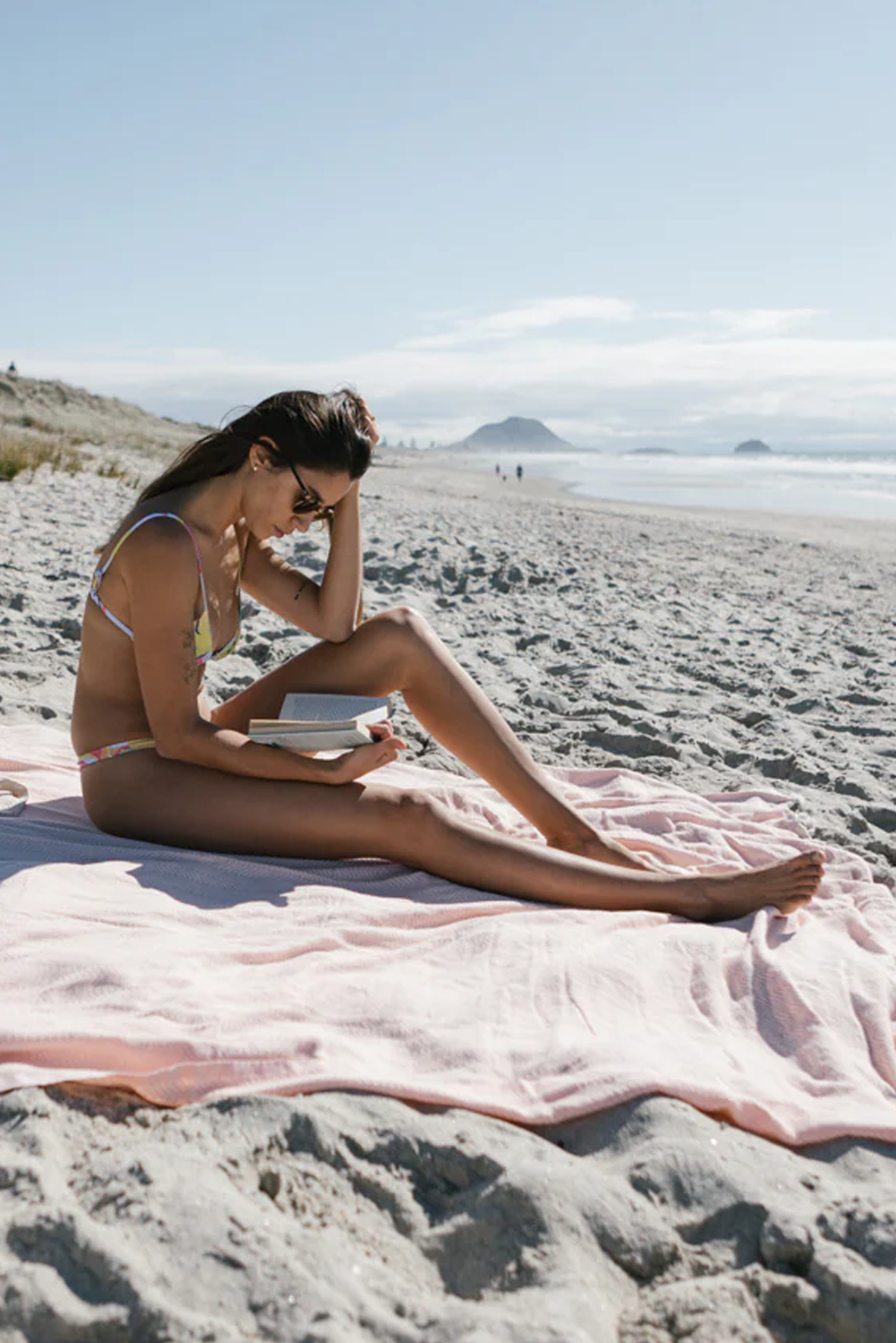 BEACH BLANKETS THROWS