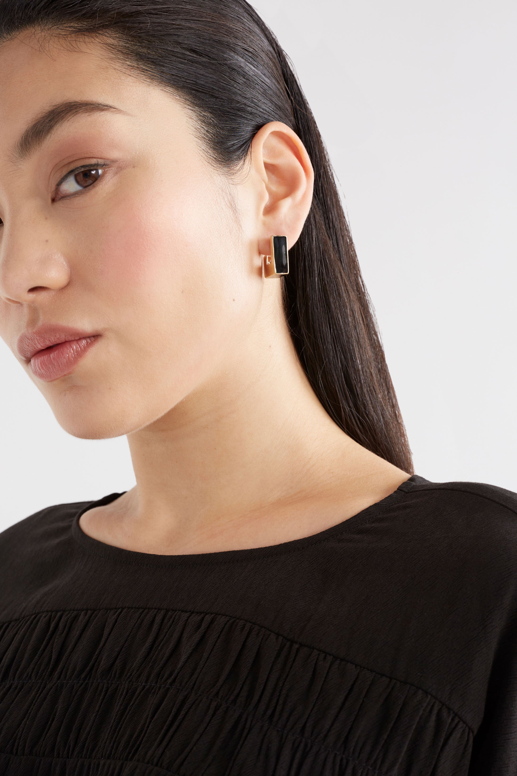 ANAS HOOP EARRING