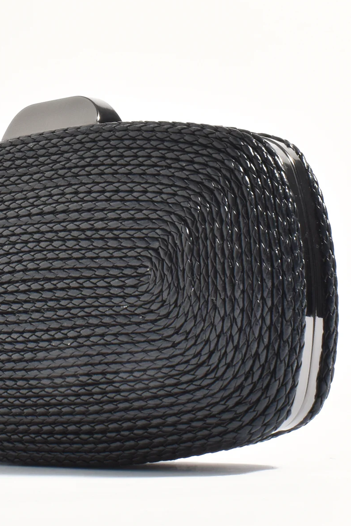 LEELA ROPE CLUTCH