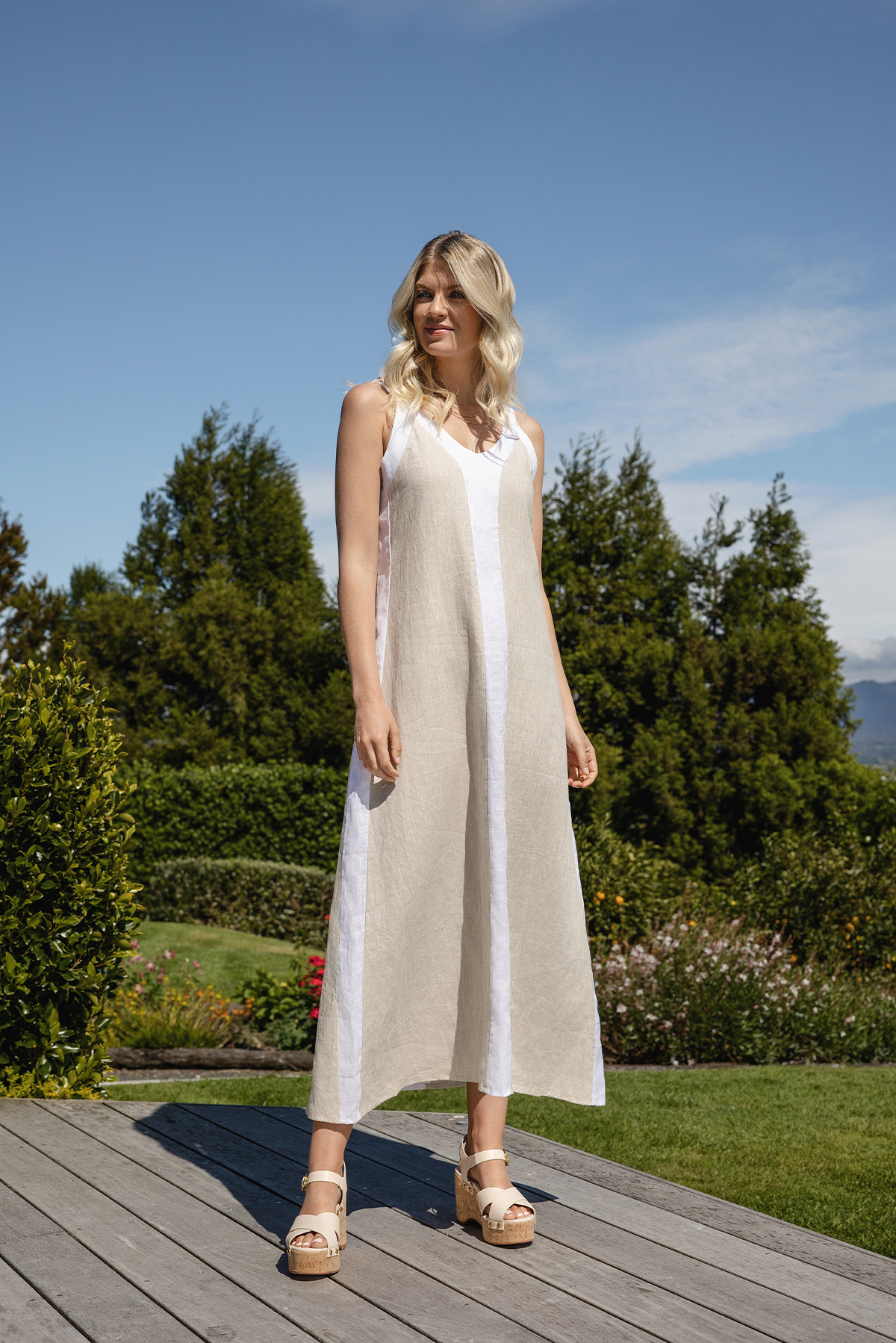 MID SUMMER LINEN DRESS