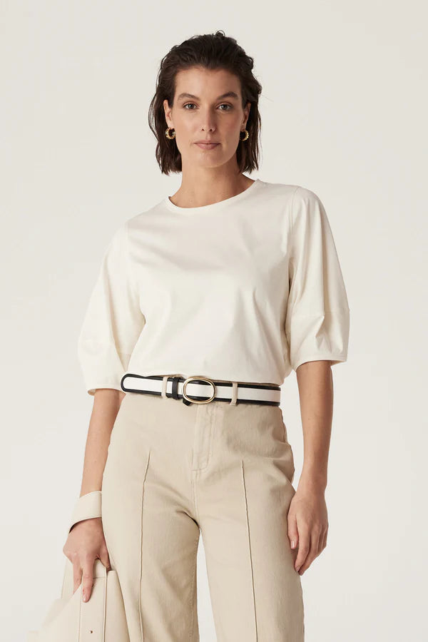 PIMA LANTERN SLEEVE TOP