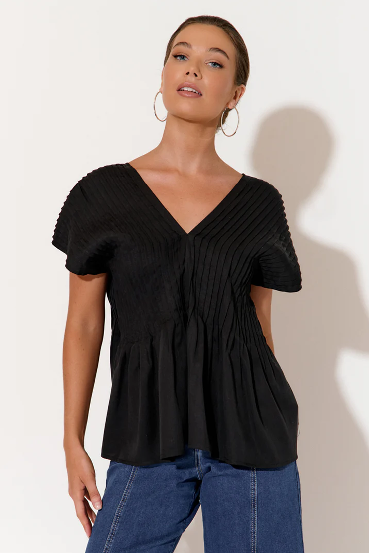 DANI PLEATED TOP